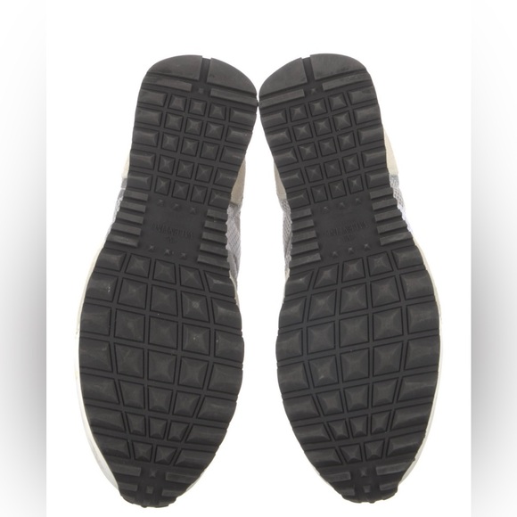 Valentino EUC Rockstud Accents Printed Sneakers size EU 39/9 - Picture 5 of 5